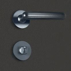 Poignée de porte design à condamnation finition aspect noir mat Davia - KATCHMEE