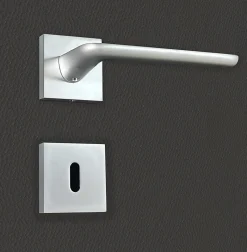 Poignée de porte design à clé finition aspect chrome mat Agata - KATCHMEE