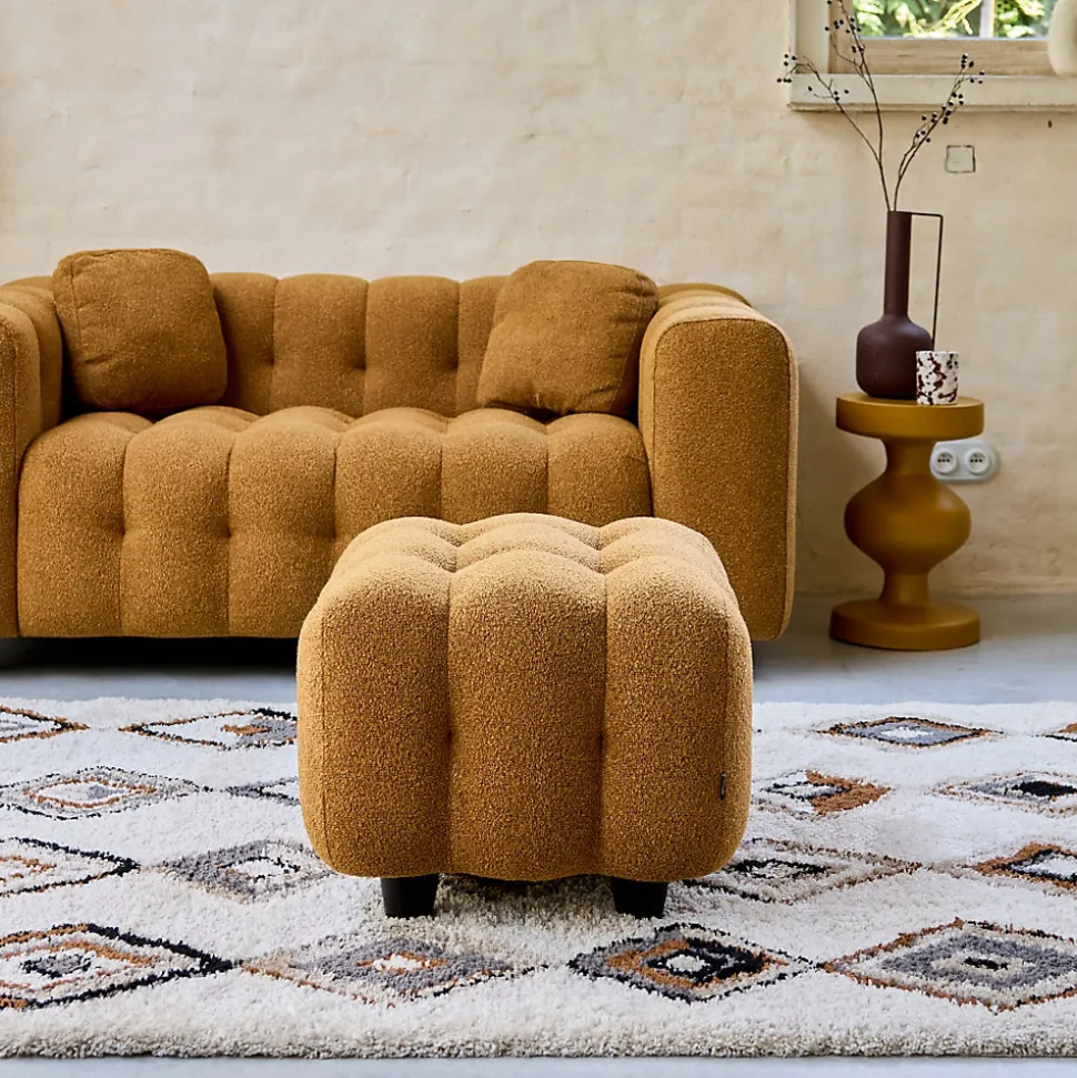 Pouf. module pour canapé. repose-pieds pour canapé 2 places en bouclette texturée moutarde L 69 x P 59 x H 48cm - Leon