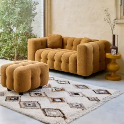 Pouf. module pour canapé. repose-pieds pour canapé 2 places en bouclette texturée moutarde L 69 x P 59 x H 48cm - Leon