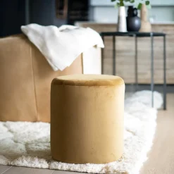 Pouf triangulaire en velours jaune - Emmy