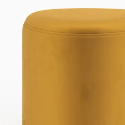 Pouf triangulaire en velours jaune - Emmy