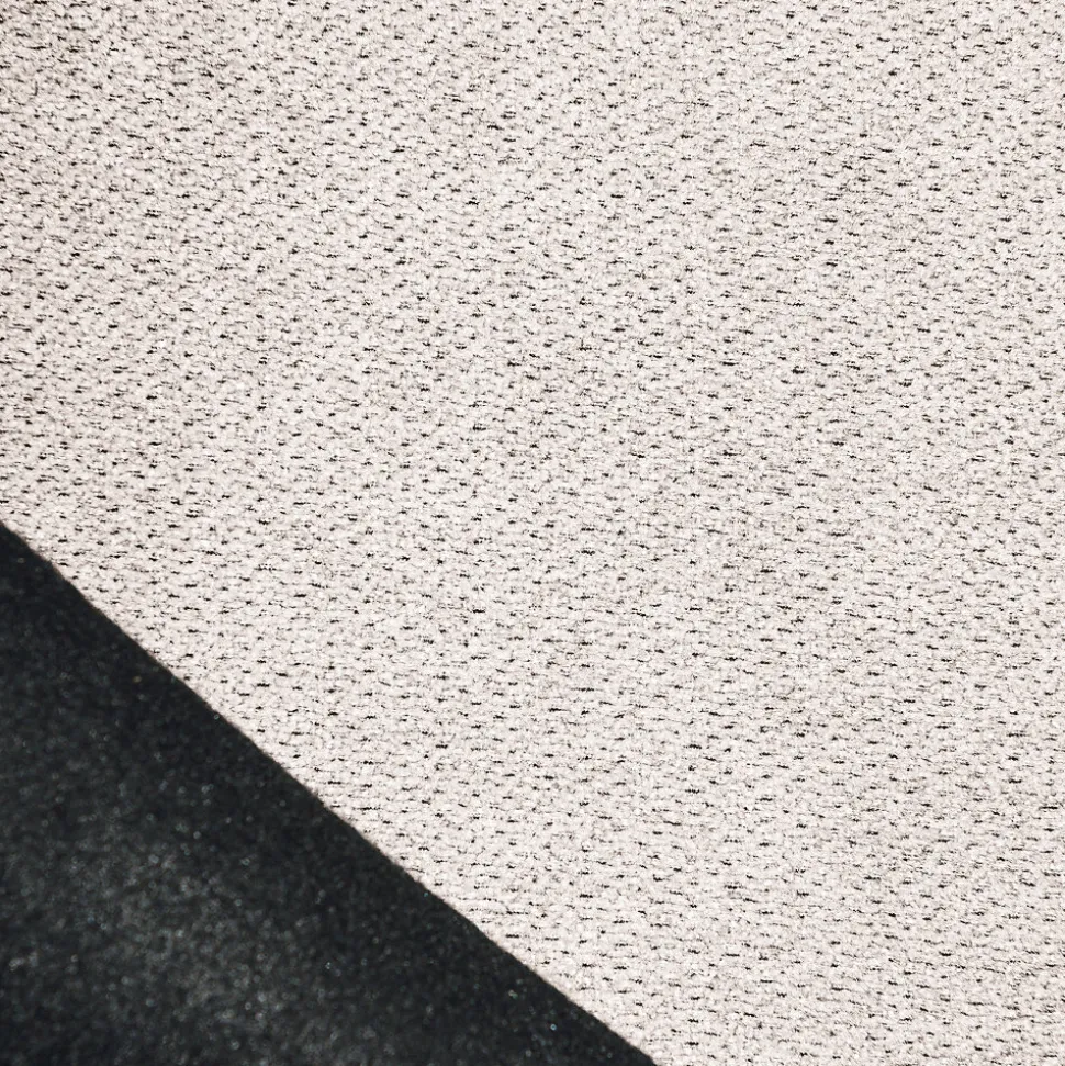 Rideau thermique phonique et semi occultant KONFOR (250x260 cm - Blanc cassé)