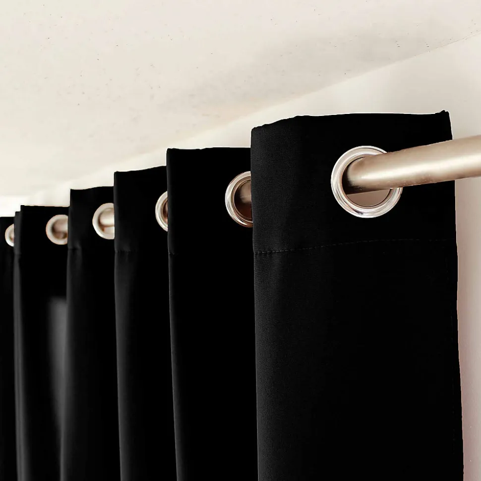 Rideau uni isolant et thermique (140x180 cm - Noir)
