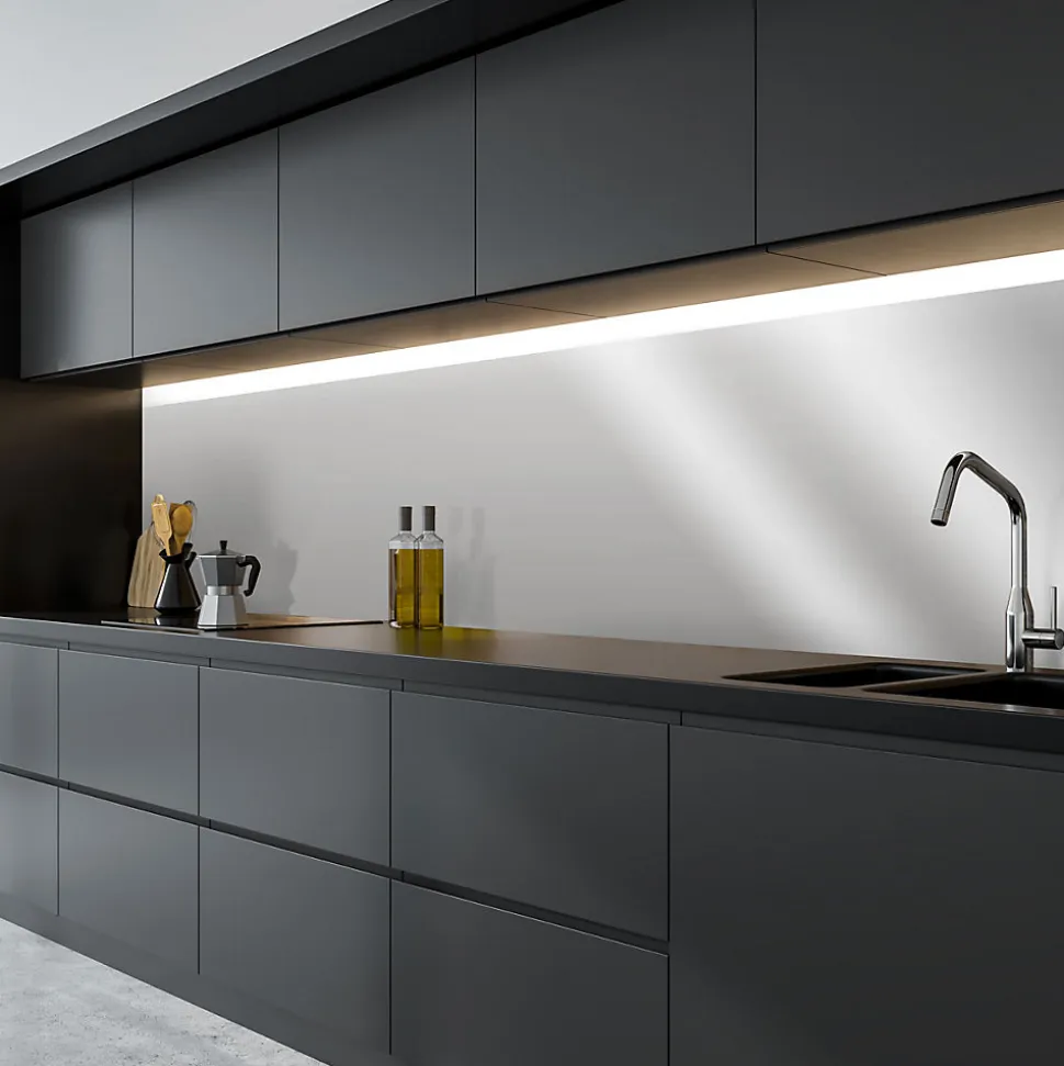 Rouleau adhésif décoratif Vinyle au Mètre - Sticker Lavable Imperméable Mur Cuisine Meubles - 60cmx1m - Argent