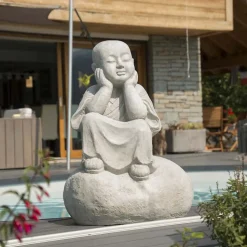 Statue moine shaolin pensif gris clair 80 cm