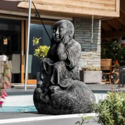 Statue moine shaolin pensif patiné gris 80 cm