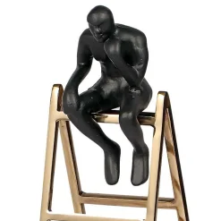 Statuette homme sur échelle 20x11x38cm
