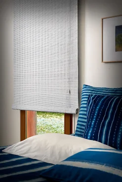 Store enrouleur bois blanc H.180 x l.140cm Ballauff
