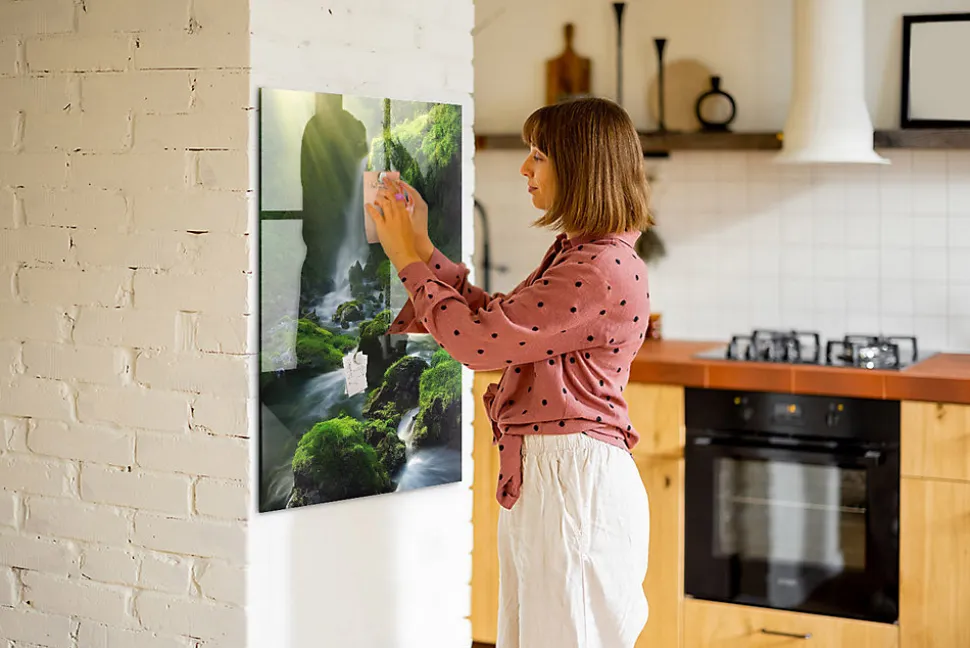 Tableau Aimanté Tulup 70x100 cm Cascade avec rochers En Verre Pour Cuisine