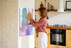 Tableau Magnétique Mural Wallfluent 60x90 cm Plumes pastel Marqueur noir Panneau Mémo Décoratif