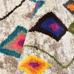 Tapis berbère tissé motif ethnic LYN5 ESSARO, gris, rouge, jaune, bleu, violet