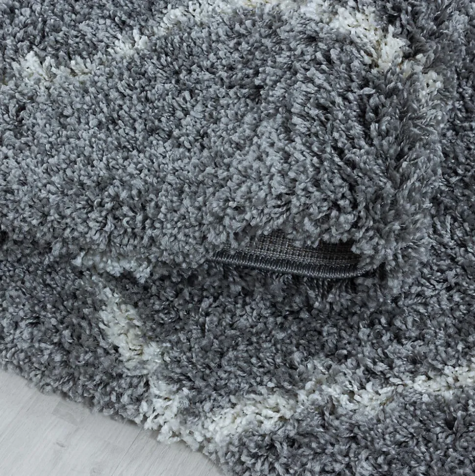 Tapis berbère tissé motif losange SHAGGY A, Gris