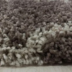 Tapis berbère tissé motif losange SHAGGY A, Taupe