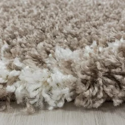 Tapis berbère tissé motif losange SHAGGY A, Beige
