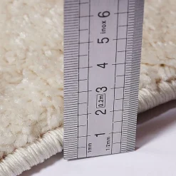 Tapis berbère tissé motifs tribaux LYN5 OURIKA C, blanc