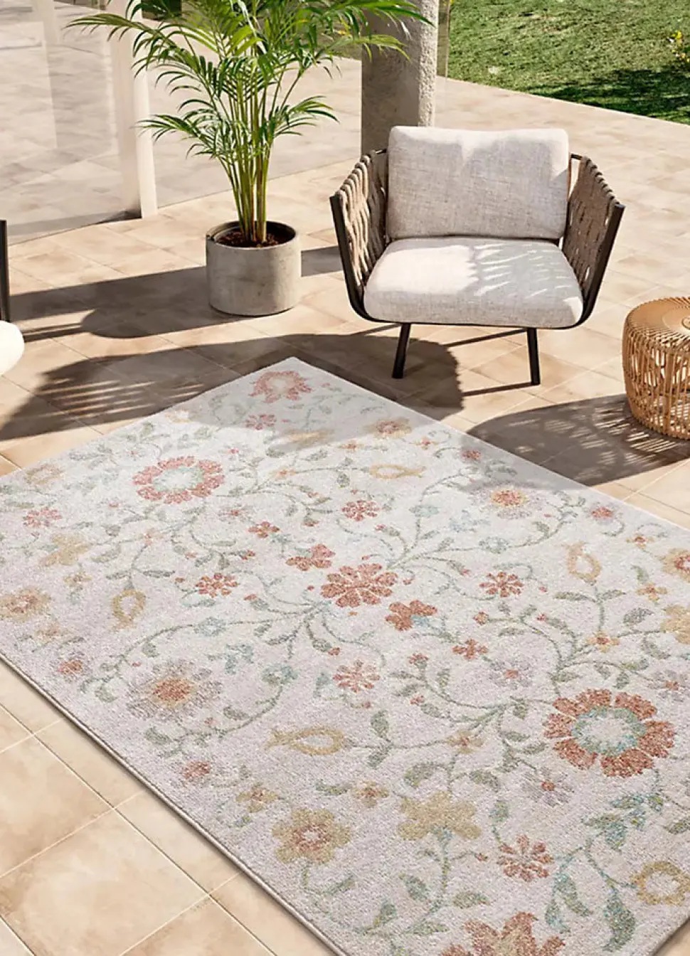 Tapis extérieur ATTICGO beige / multicolore rectangulaire motifs floraux 200x290 cm SAMARA