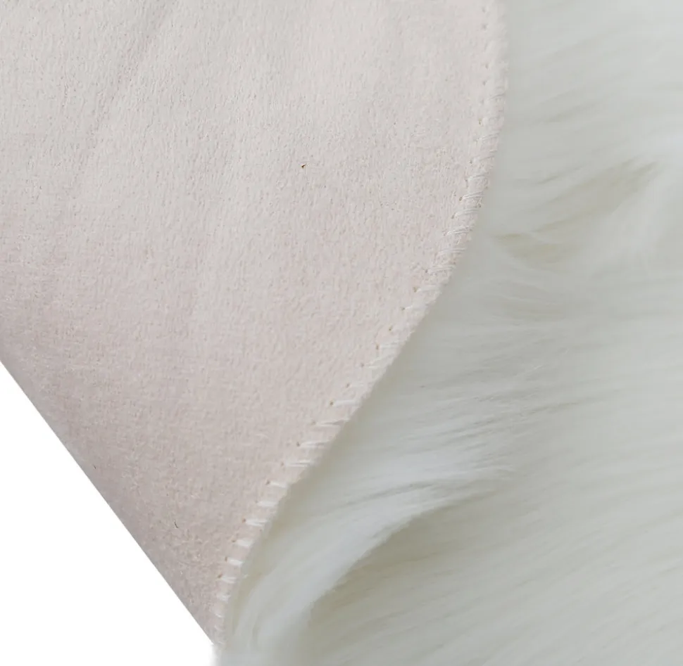 Tapis imitation peau de mouton Hegoa blanc GoodHome L.90 x l.60 cm