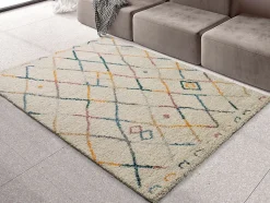 Tapis intérieur ATTICGO multicolore rectangulaire berbère 133x190 cm ULAI