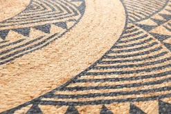 Tapis rond Tonga en jute et motifs noirs Ø120 cm Balta