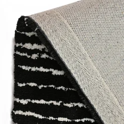 Tapis salon et chambre fait à la main motif géométrique RAGGAL, Noir, blanc