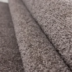 Tapis salon et chambre tissé motif uni SOULA, marron