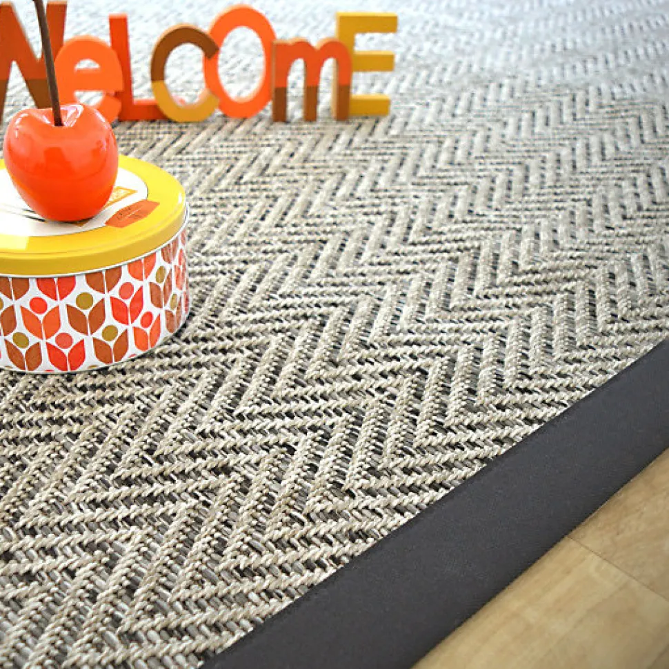 Tapis tissé plat - Java Chevron silver - Ganse coton noir - 120 x 170 cm