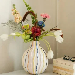 Vase blanc en céramique lignes colorées 19cm