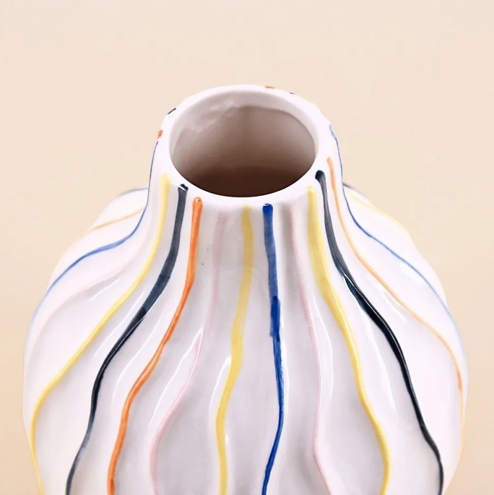 Vase blanc en céramique lignes colorées 19cm