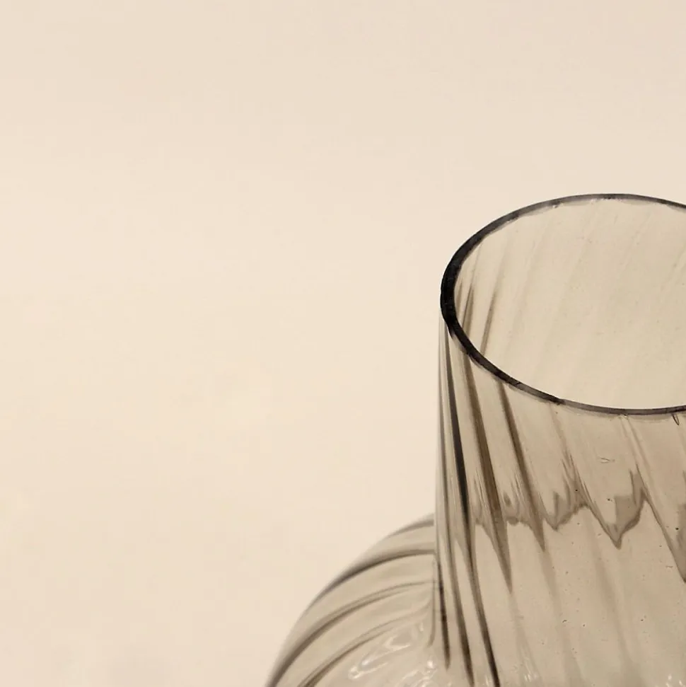 Vase en verre strié 25cm, Mojo